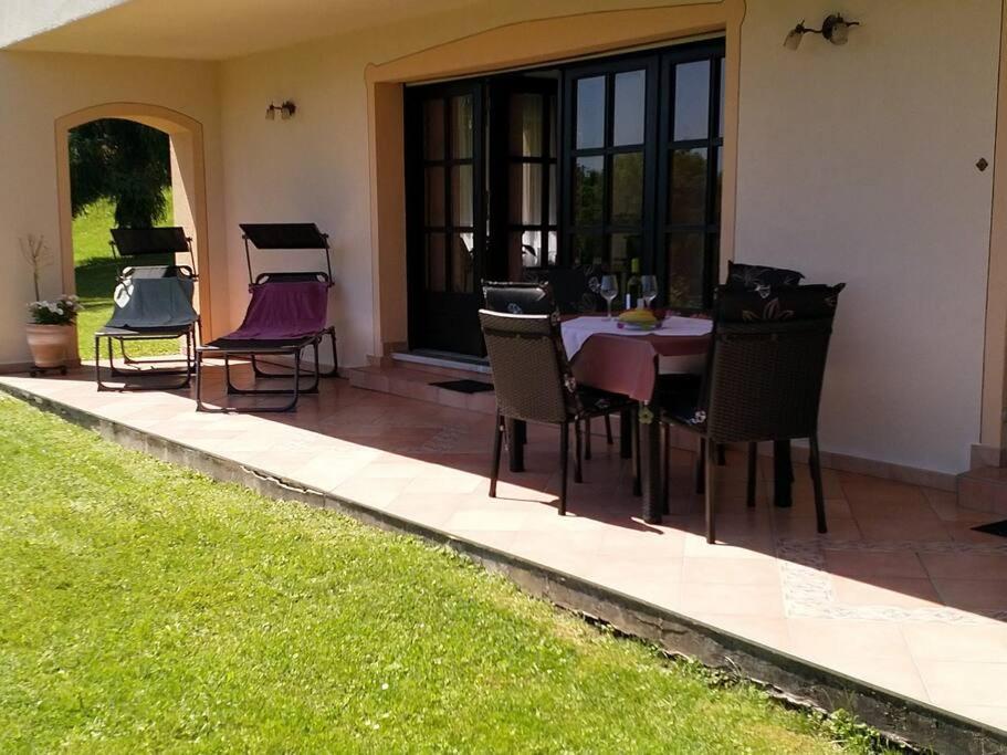 Appartamento Casavitis Erholung Am Weinberg Lontzen Esterno foto
